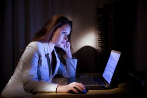 Ночная работа на протяжении многих лет удваивает риск рака груди