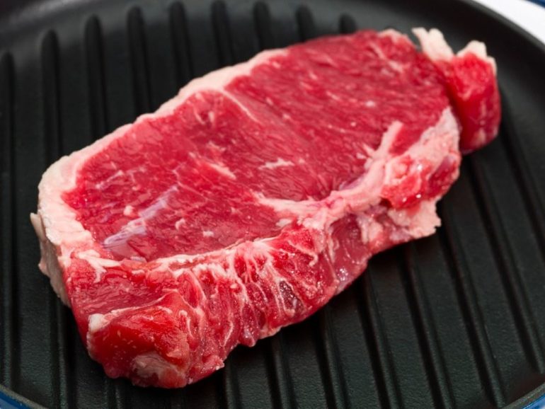 Повышенное потребление красного мяса увеличивает риск ранней смерти